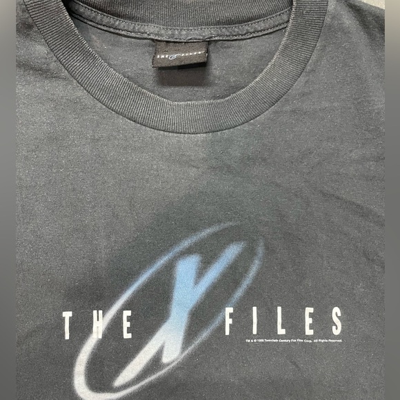 Grey X-Files Fight the Future Movie promo tee - Vintage 1998 - Large fits 22x28 - Picture 3 of 4